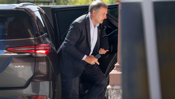 El Gobierno se niega a informar sobre la custodia oficial de Manuel Adorni - Por Sebastián 